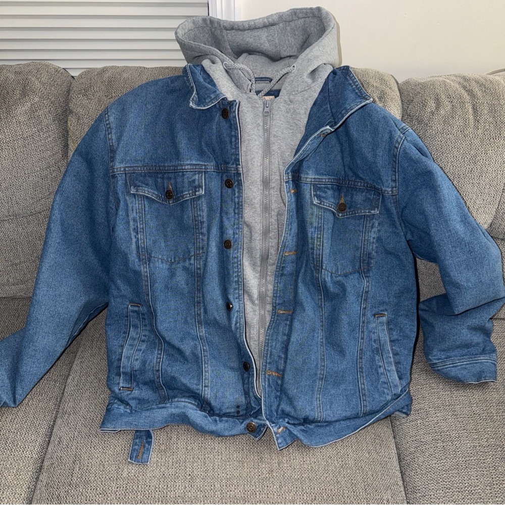 Victory Outfitters Men's Blue Denim Jacket with Gray Hoodie Sz M